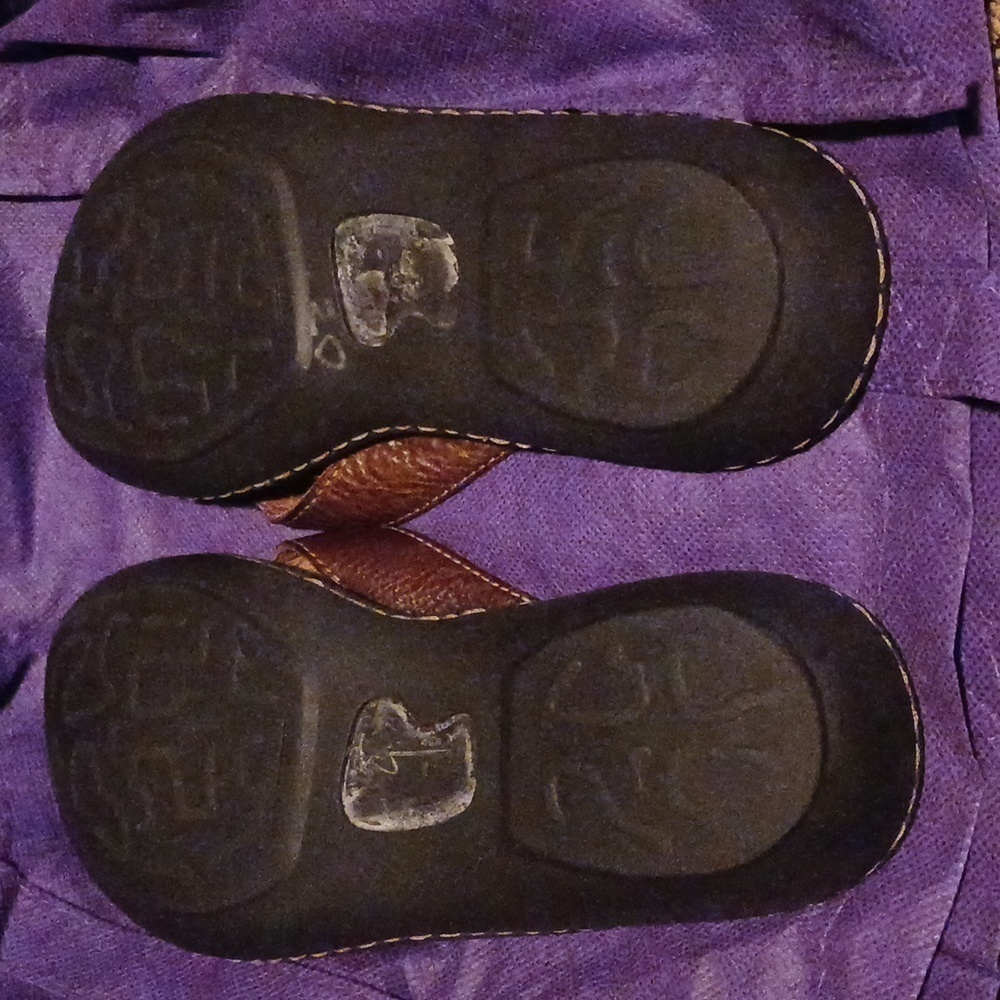 BORN NWOT leather sandals - Picture 2 of 6